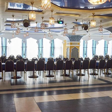Східний Hotel Berezhany ภายนอก รูปภาพ