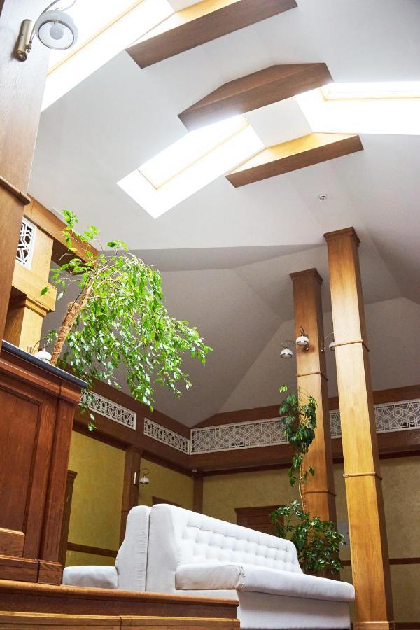 Східний Hotel Berezhany ภายนอก รูปภาพ